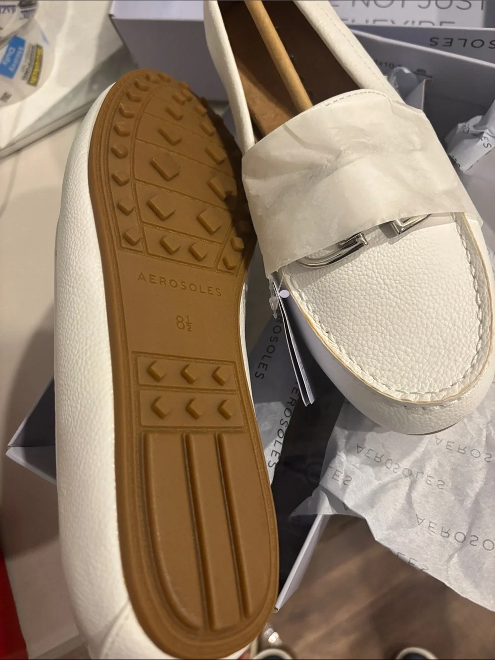 AEROSOLES White Pebbled Leather Slip-On Loafers with Silver Hardware